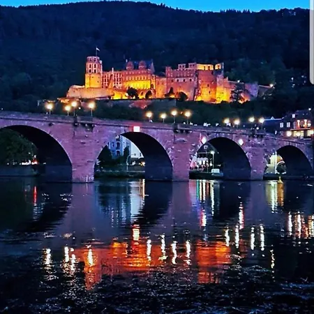 Tinas Beauty Apartamento Neckarsteinach